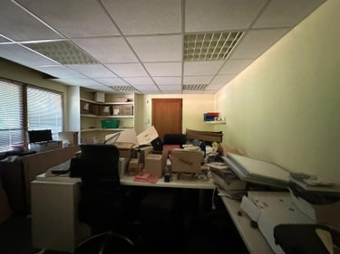 Fonds et murs commerciaux a vendre Le Pian-Médoc 33290 Gironde  233900 euros