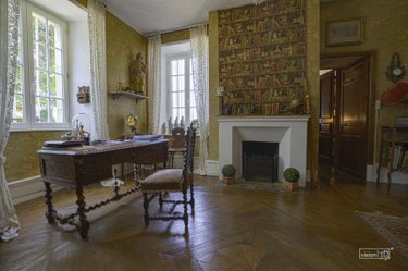 propriete a vendre Raulhac 15800 Cantal 782 m2 23 pièces 860000 euros