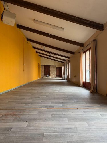 Location fonds et murs commerciaux Crêches-sur-Saône 71680 Saône-et-Loire 129 m2  1080 euros