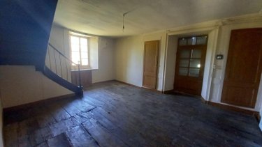 Maison a vendre Raulhac 15800 Cantal 234 m2  232500 euros