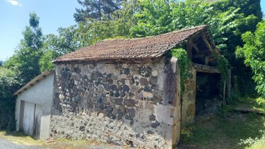 Maison a vendre Raulhac 15800 Cantal 234 m2  232500 euros