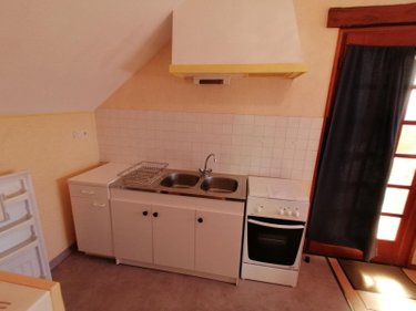 Location appartement Bruz 35170 Ille-et-Vilaine 17 m2 1 pièce 400 euros