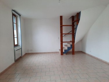 Immeuble a vendre Vailly-sur-Aisne 02370 Aisne 120 m2  141750 euros
