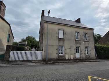 Immeuble a vendre Villaines-la-Juhel 53700 Mayenne 120 m2  79380 euros