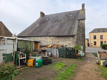 Immeuble a vendre Villaines-la-Juhel 53700 Mayenne 120 m2  79380 euros