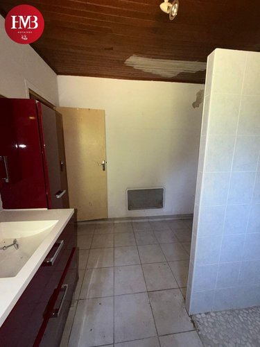 Maison a vendre Sénezergues 15340 Cantal 81 m2 3 pièces 48000 euros