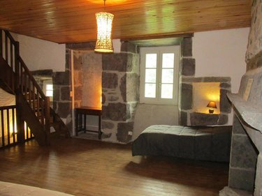 propriete a vendre Saint-Cirgues-de-Jordanne 15590 Cantal 504 m2 18 pièces 676000 euros
