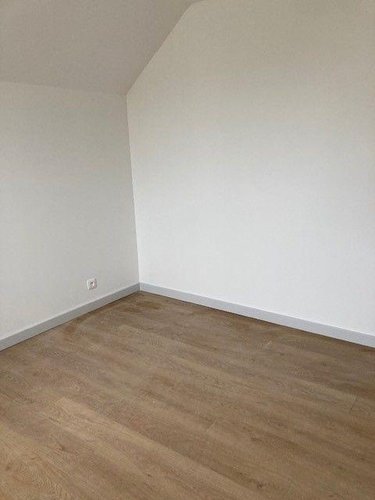 Location maison Irodouër 35850 Ille-et-Vilaine 67 m2 3 pièces 620 euros