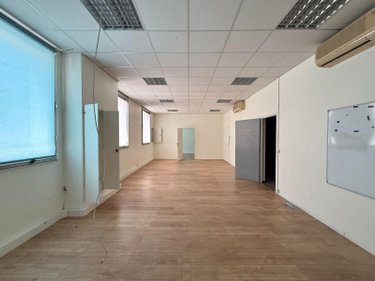 Immeuble a vendre Marseille 16e Arrondissement 13016 Bouches-du-Rhône 1300 m2  1100000 euros