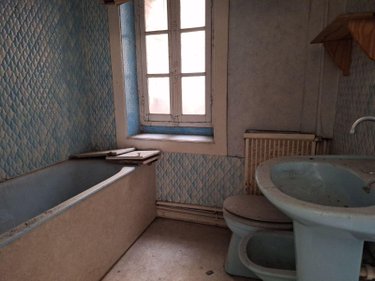 Immeuble a vendre Chailland 53420 Mayenne 350 m2  136500 euros