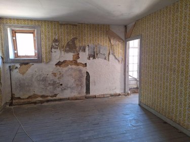 Immeuble a vendre Chailland 53420 Mayenne 350 m2  136500 euros