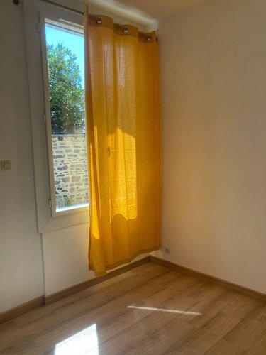Location maison Montfort-sur-Meu 35160 Ille-et-Vilaine 62 m2 3 pièces 770 euros