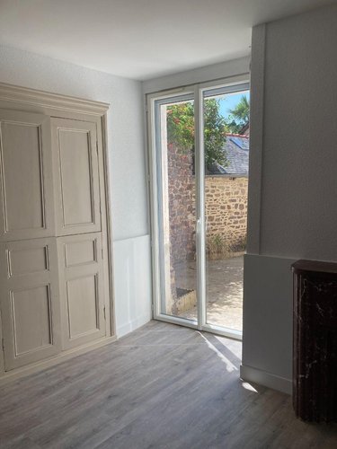Location maison Montfort-sur-Meu 35160 Ille-et-Vilaine 62 m2 3 pièces 770 euros