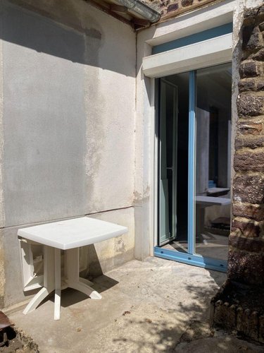 Location maison Montfort-sur-Meu 35160 Ille-et-Vilaine 62 m2 3 pièces 770 euros