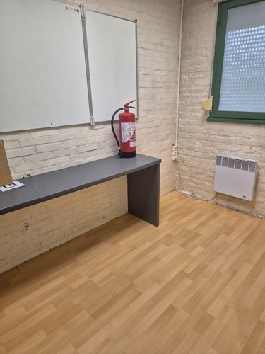 Location fonds et murs commerciaux Bailleul 59270 Nord 65 m2  1060 euros