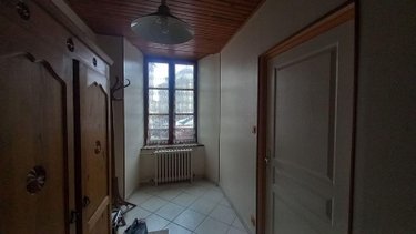 Immeuble a vendre Murat 15300 Cantal 200 m2  279000 euros