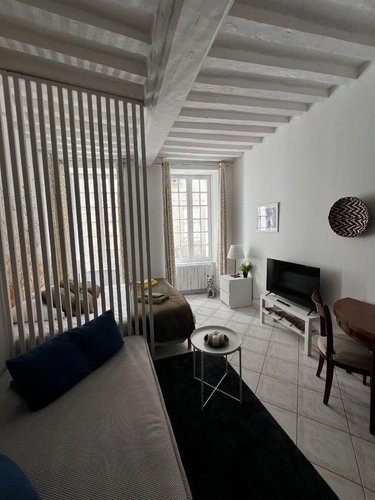 Location appartement Bayeux 14400 Calvados 28 m2 1 pièce 675 euros