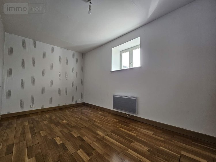 Location appartement Bâgé Dommartin 01380 Ain 72 m2 3 pièces 575 euros