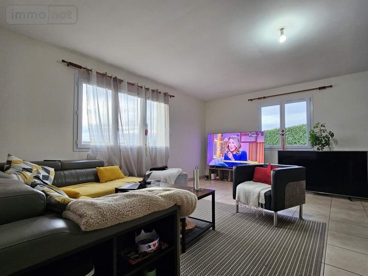 Location maison Hurigny 71870 Saône-et-Loire 143 m2 5 pièces 970 euros