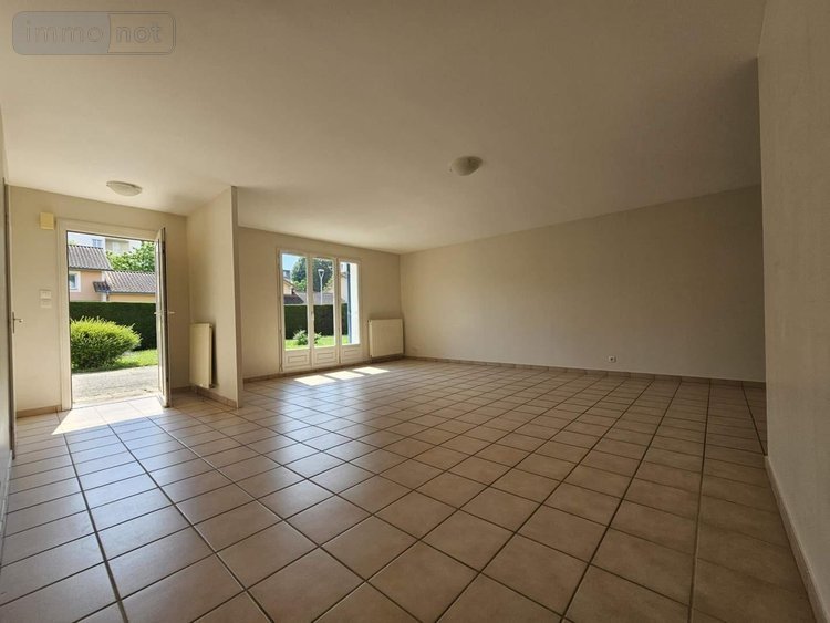 Location maison Charnay-lès-Mâcon 71850 Saône-et-Loire 117 m2 5 pièces 1005 euros