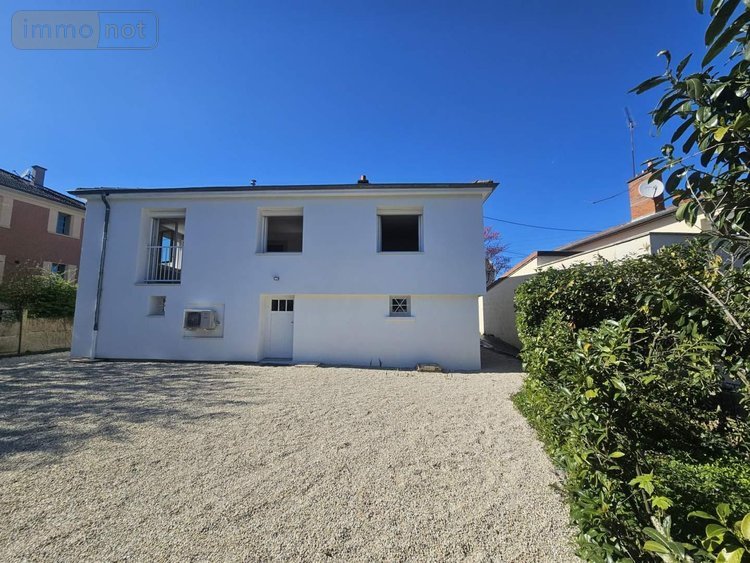 Location maison Charnay-lès-Mâcon 71850 Saône-et-Loire 98 m2 4 pièces 1100 euros