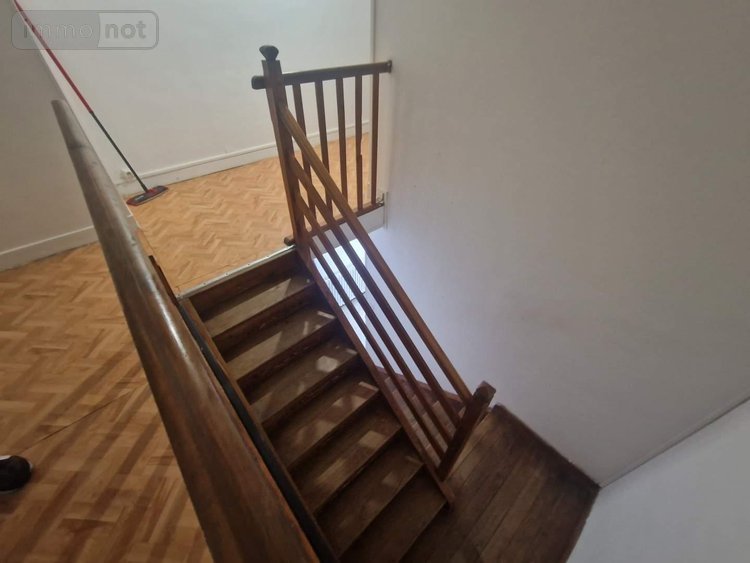 Immeuble a vendre La Neuville-lès-Dorengt 02450 Aisne 297 m2  116500 euros