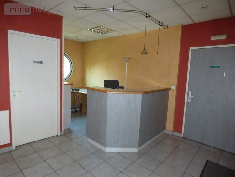 Fonds et murs commerciaux a vendre Gap 05000 Hautes-Alpes 72 m2  158000 euros