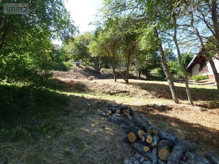 Terrain a batir a vendre Laye 05500 Hautes-Alpes 572 m2  79000 euros