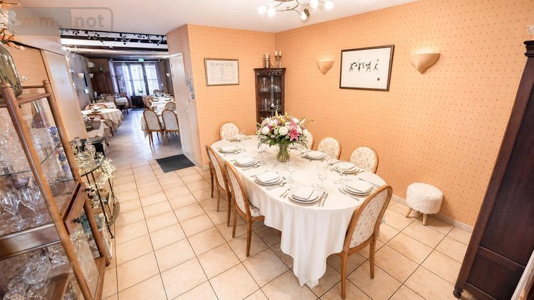 Fonds et murs commerciaux a vendre Gap 05000 Hautes-Alpes 108 m2  702000 euros