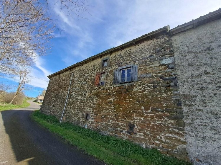 Maison a vendre Saint-Poncy 15500 Cantal 87 m2 5 pièces 37100 euros