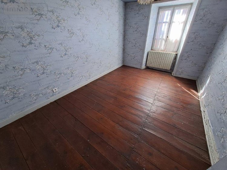 Maison a vendre Coren 15100 Cantal 200 m2 11 pièces 90900 euros