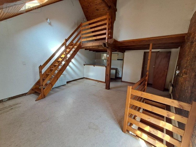 Maison a vendre Coren 15100 Cantal 200 m2 11 pièces 90900 euros