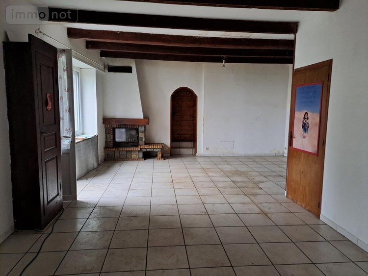 Maison a vendre Coren 15100 Cantal 200 m2 11 pièces 90900 euros