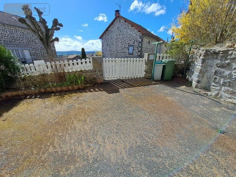 Maison a vendre Coren 15100 Cantal 200 m2 11 pièces 90900 euros