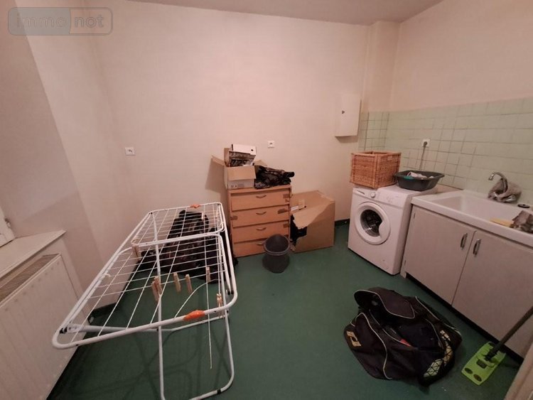 Immeuble a vendre Paulhac 15430 Cantal 113 m2  96000 euros