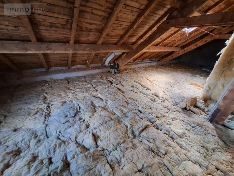 Immeuble a vendre Paulhac 15430 Cantal 113 m2  96000 euros