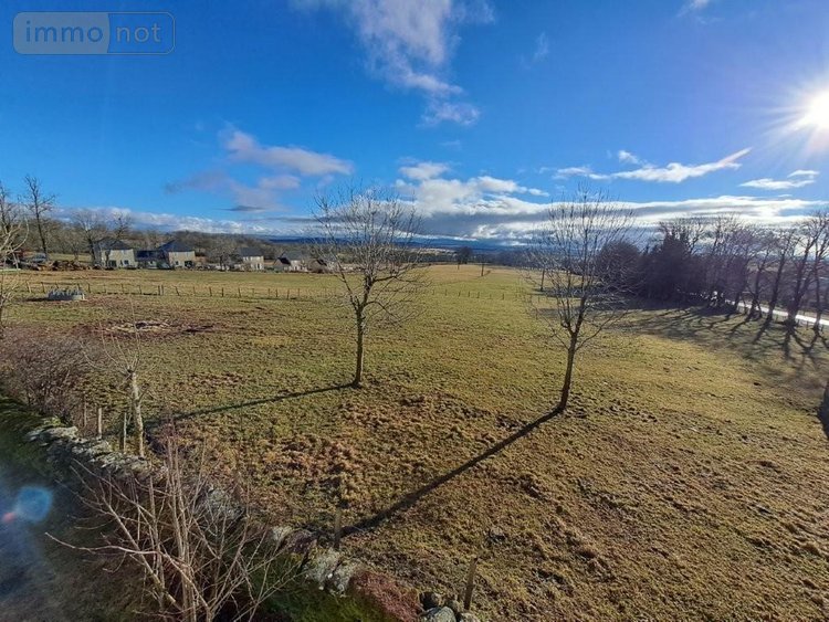 Immeuble a vendre Paulhac 15430 Cantal 113 m2  96000 euros
