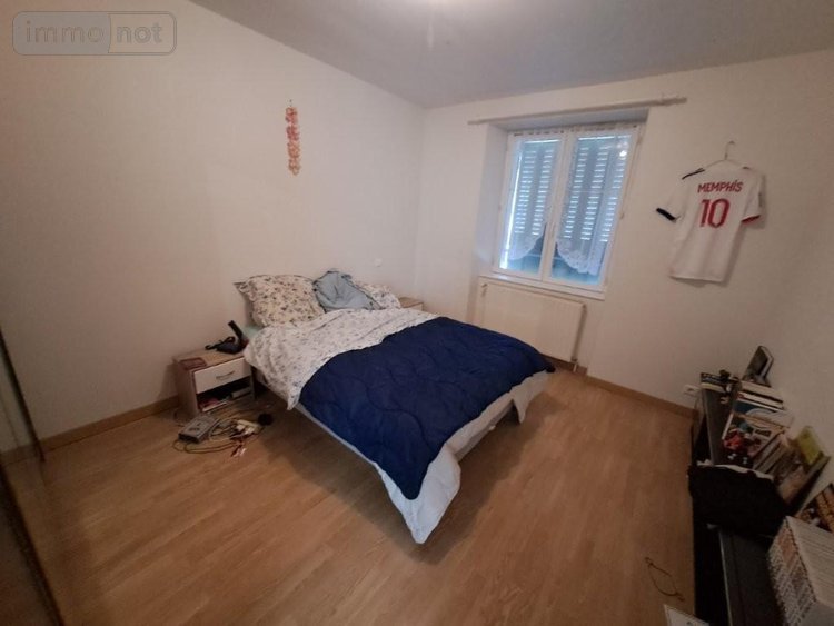 Immeuble a vendre Paulhac 15430 Cantal 113 m2  96000 euros