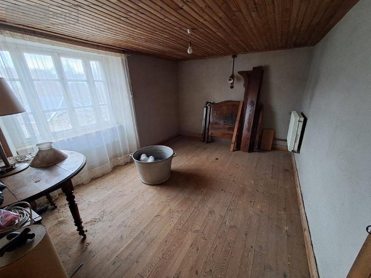 Maison a vendre Vieillespesse 15500 Cantal 99 m2 8 pièces 84800 euros