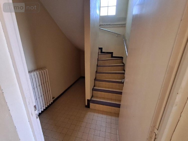 Maison a vendre Villedieu 15100 Cantal 119 m2 7 pièces 111900 euros