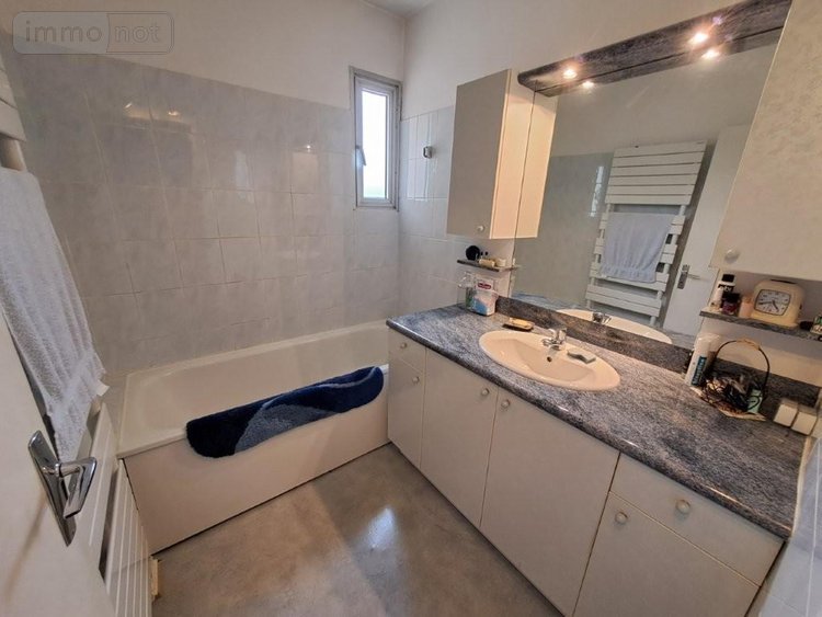 Appartement a vendre Saint-Flour 15100 Cantal 98 m2 4 pièces 197000 euros