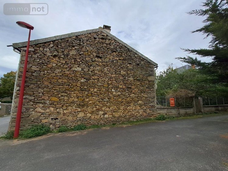 Maison a vendre Montchamp 15100 Cantal 132 m2 5 pièces 80000 euros