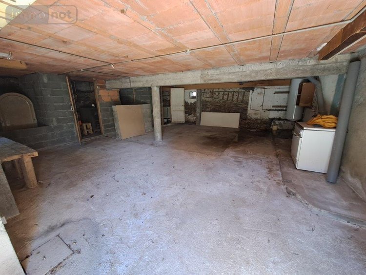 Maison a vendre Montchamp 15100 Cantal 132 m2 5 pièces 80000 euros