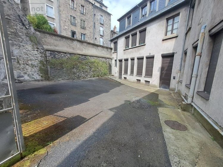 Appartement a vendre Murat 15300 Cantal 108 m2 5 pièces 159000 euros