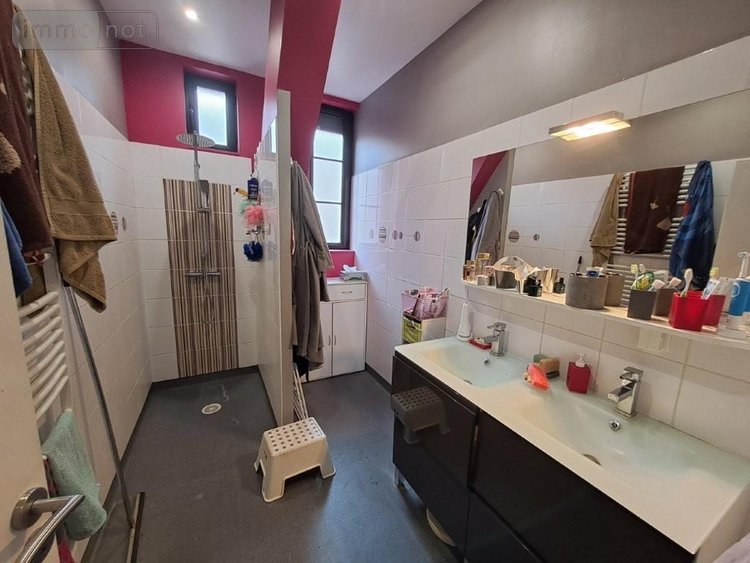 Appartement a vendre Murat 15300 Cantal 108 m2 5 pièces 159000 euros