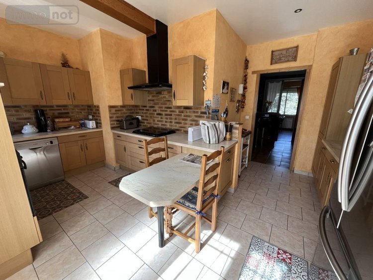 Maison a vendre Saint-Flour 15100 Cantal 189 m2 8 pièces 292800 euros