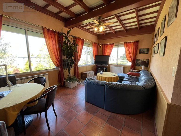 Maison a vendre Saint-Flour 15100 Cantal 189 m2 8 pièces 292800 euros