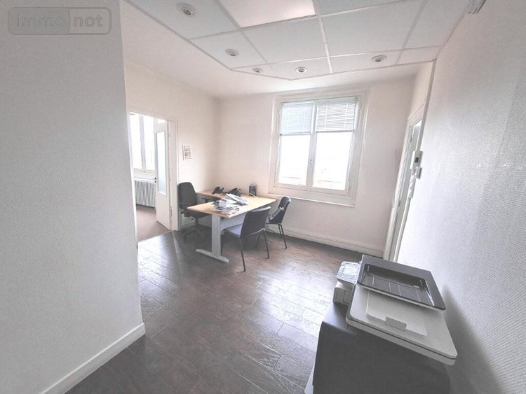 Immeuble a vendre Saint-Flour 15100 Cantal 190 m2  371000 euros