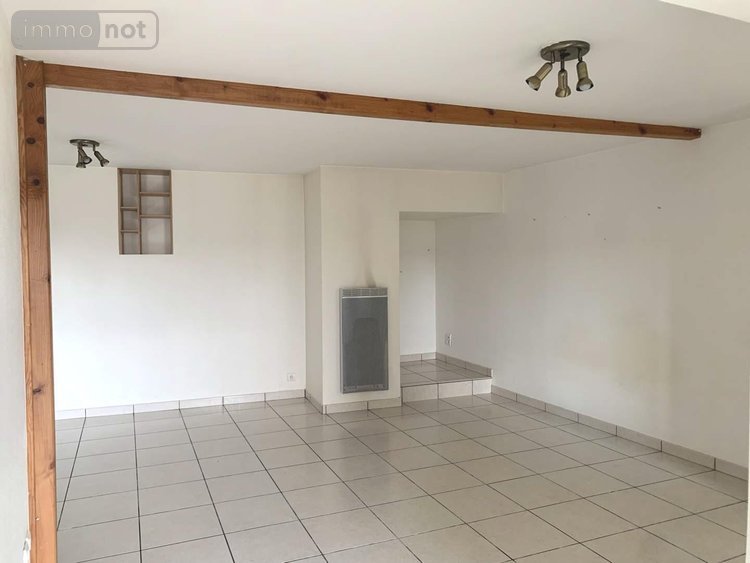 Immeuble a vendre Saint-Flour 15100 Cantal 190 m2  371000 euros