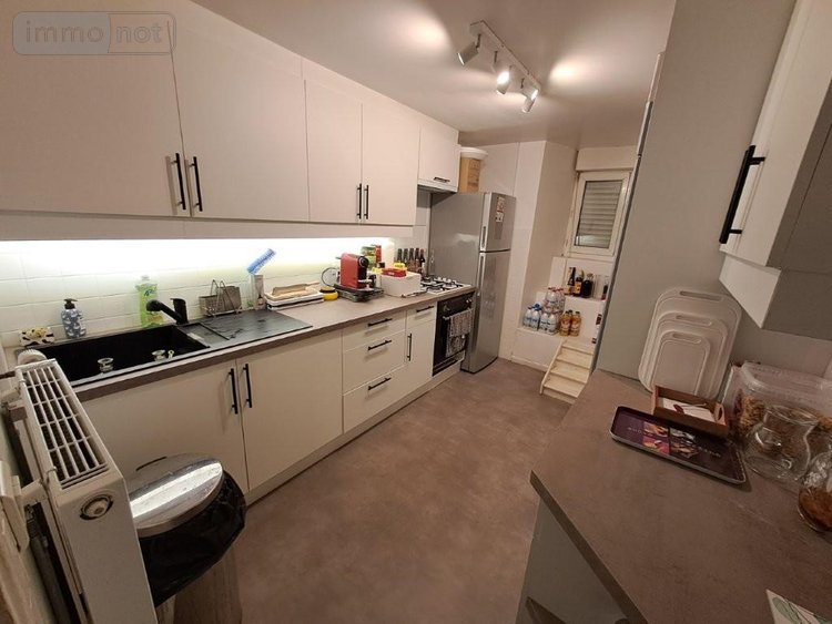 Fonds et murs commerciaux a vendre Allanche 15160 Cantal 236 m2  232000 euros